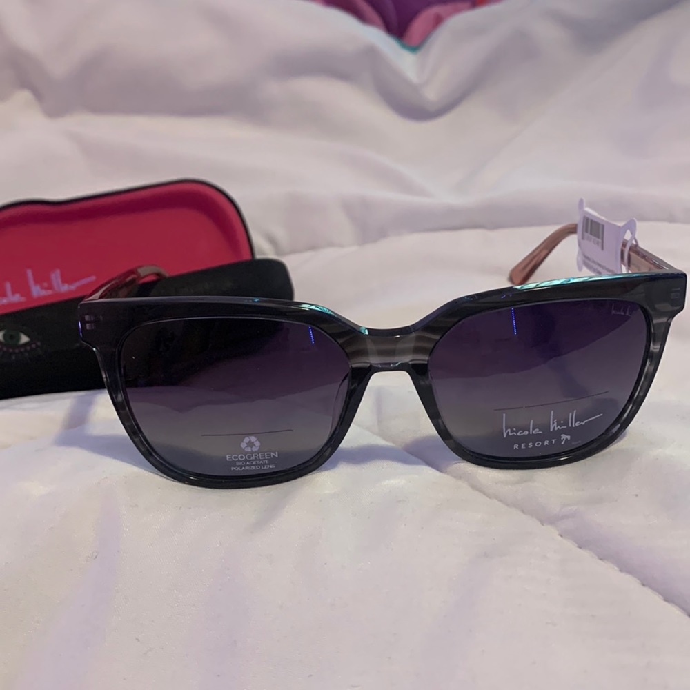 BRAND NEW Nicole Miller Sunglasses